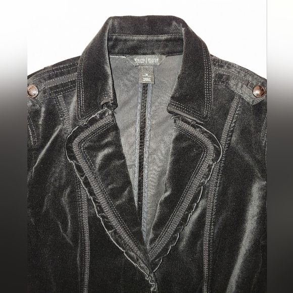 White house black market black velvetine  stretch blazer in sz 8 - Picture 2 of 12